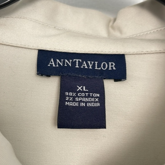 Lightweight jacket - Picture 2 of 6